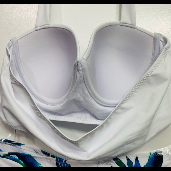 Shein 2 Piece White and Blue Halter Bikini M - Picture 4 of 6